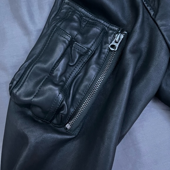 Polo Ralph Lauren premium leather jacket worn once no damage - Picture 7 of 8